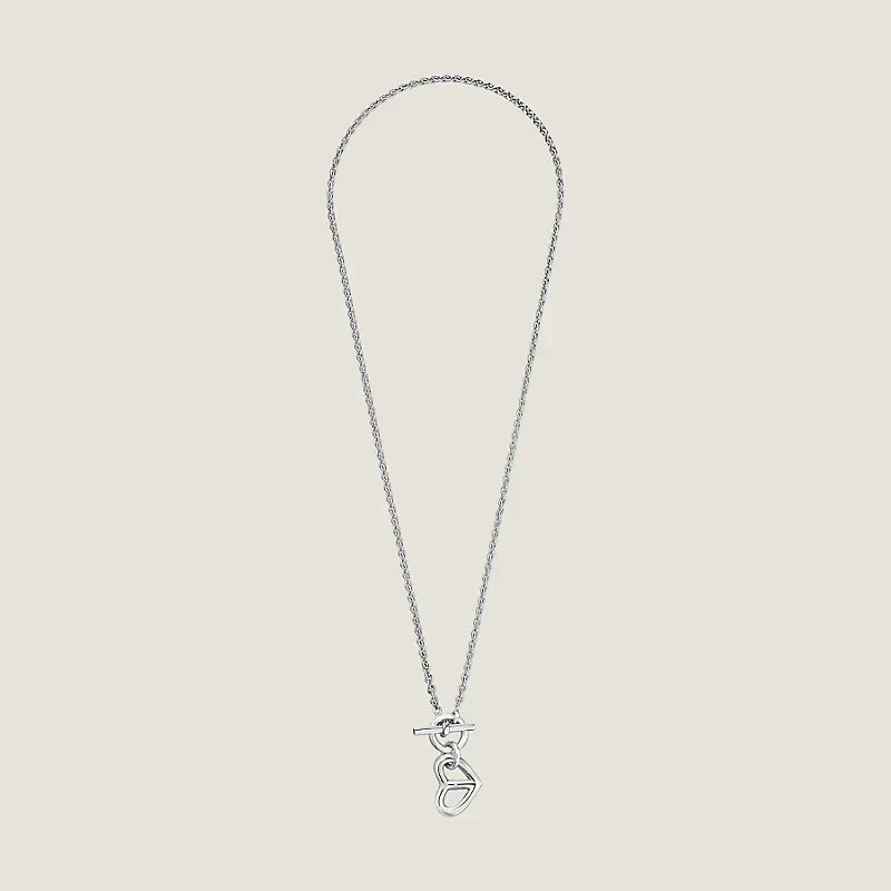 Hermes Cache-coeur Amulette Pendant 18K Gold Necklace
