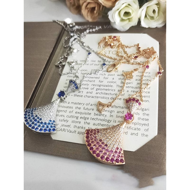 Bvlgari DIVAS' DREAM Pink Diamonds 18K Gold Necklace
