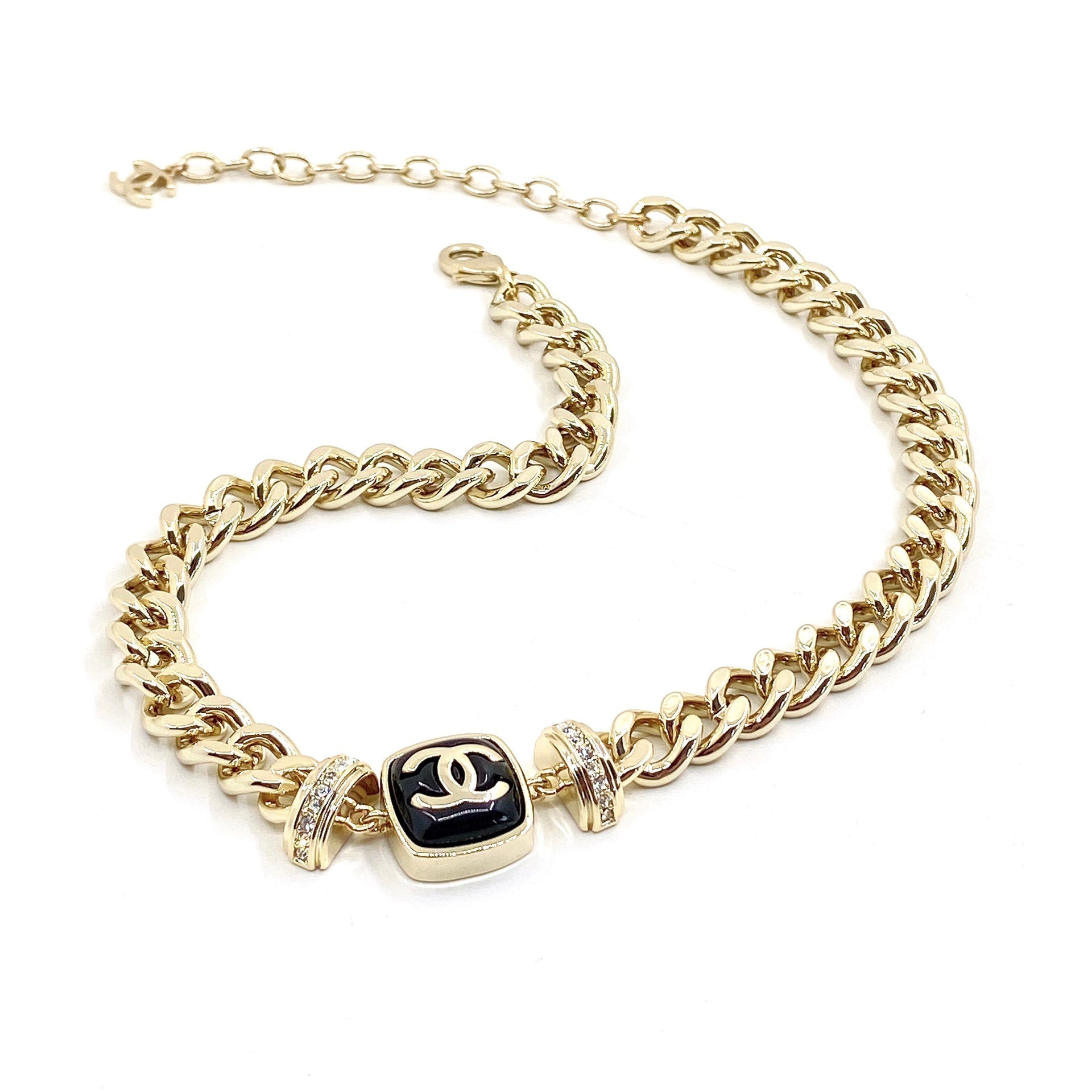 Chanel Diamonds 18K Gold Necklace