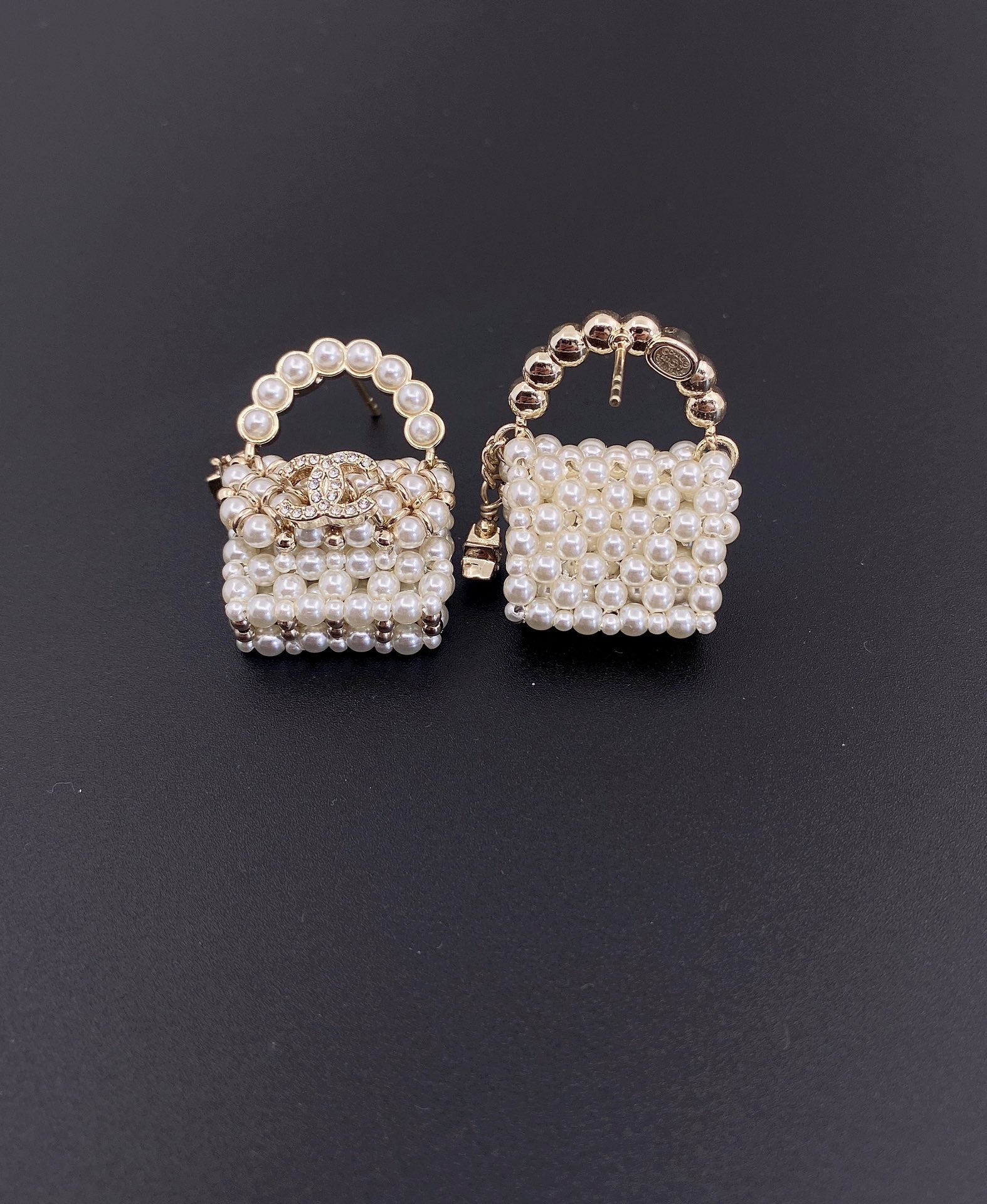 Chanel Small Bag Pearl 18K Gold Earrings