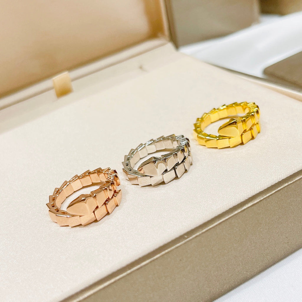 Bvlgari Serpenti Viper 18K Gold Ring