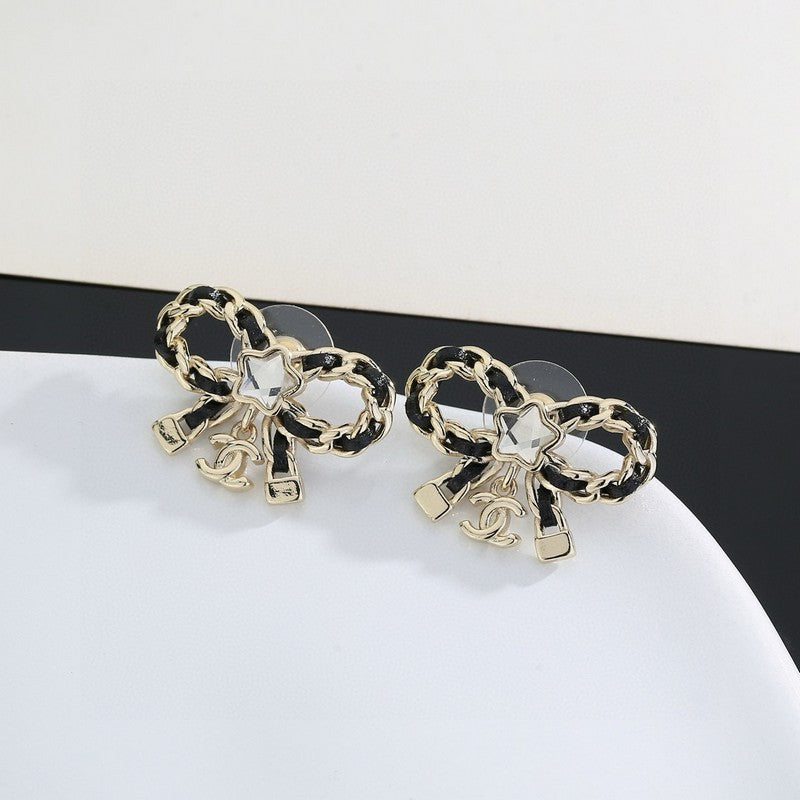 Chanel Butterfly Pendant 18K Gold Earrings