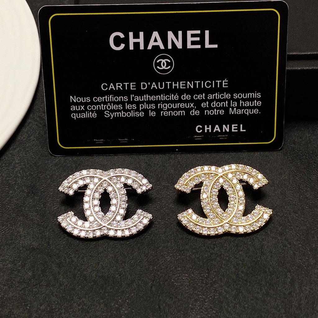Chanel Diamonds Set Brooches 18K Gold Brooch