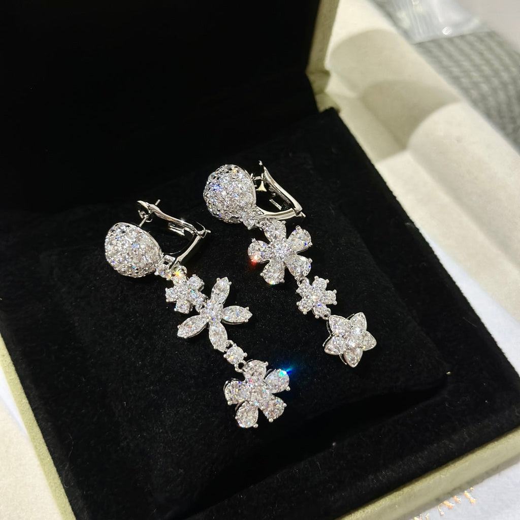Folie Des Pr ̈¦s 18K Gold Earrings