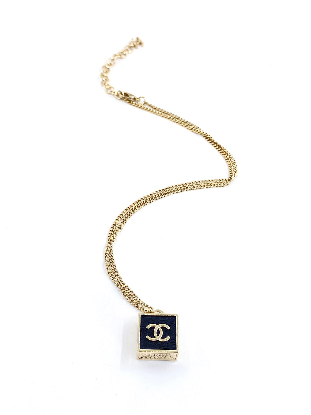 Chanel Square Pendant 18K Gold Necklace