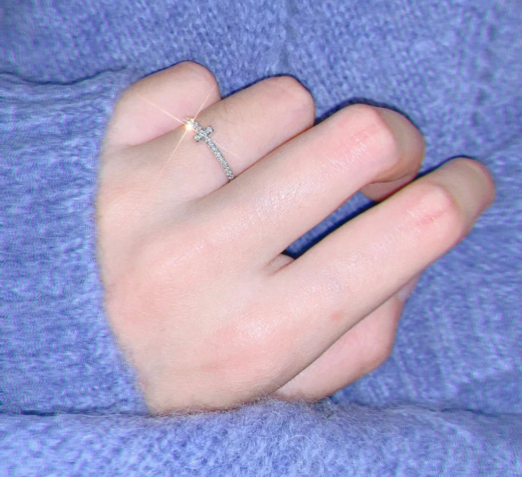 Tiffany Diamond Wire 18K Gold Ring