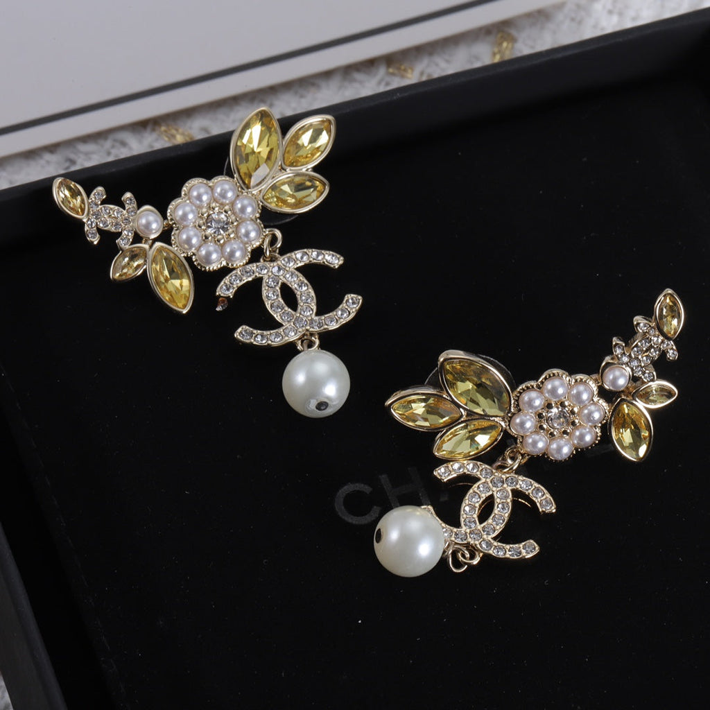 Chanel Flower Crystals 18K Gold Earrings