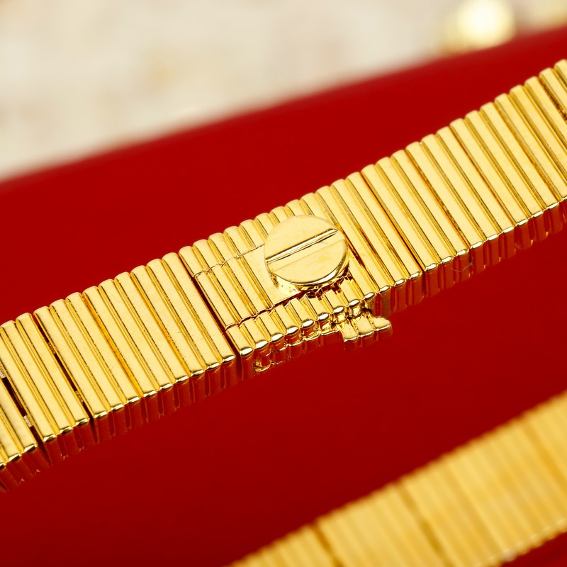 Love Unlimited 18K Gold Bracelet