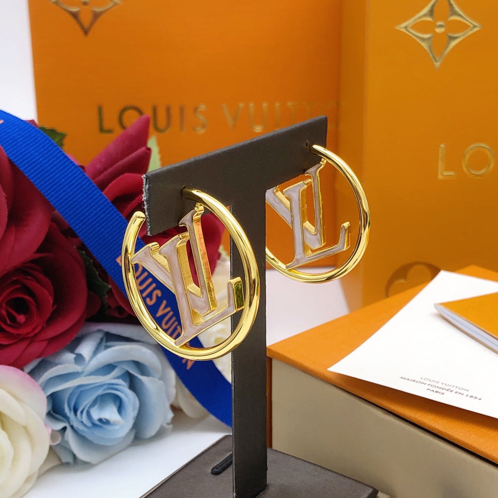 Louis Vuitton Louise Hoop Pearls 18K Gold Earrings