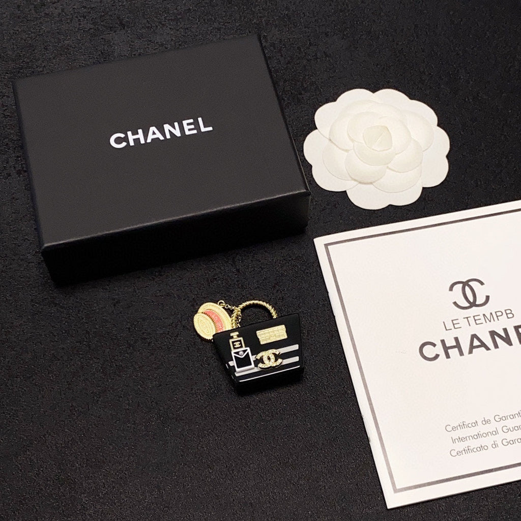 Chanel Bag 18K Gold Brooch