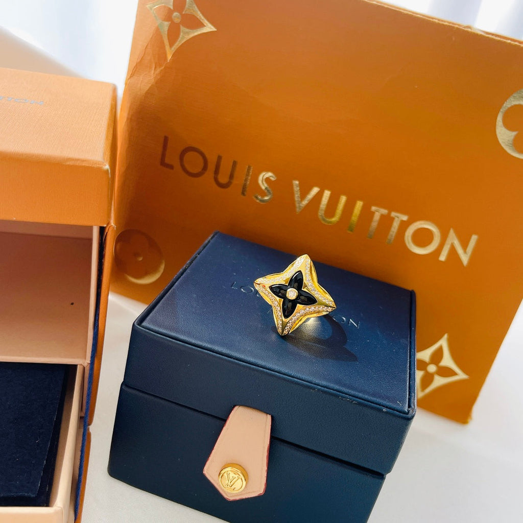 Louis Vuitton Ever Blossom 18K Gold Ring
