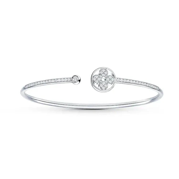 Louis Vuitton Idylle Blossom Twist 18K Gold Bracelet